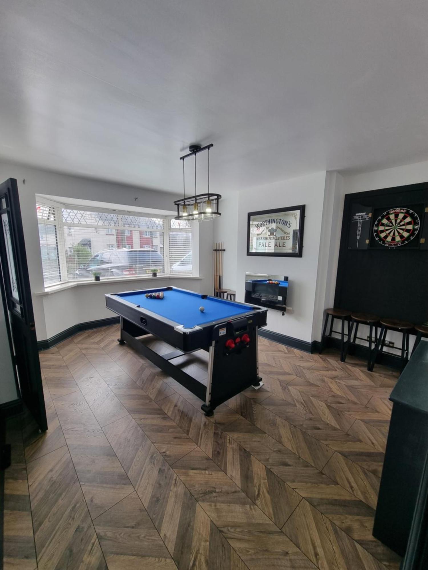Cardiff City Centre House - Sleeps 6 エクステリア 写真